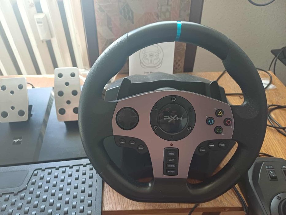 Sprzedam kierownicę do gier