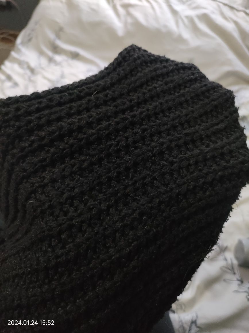 Gruby damski ciepły czarny sweter prettylittlething oversize