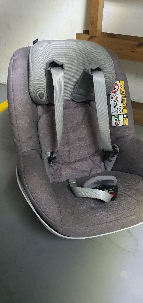 Cadeira e base ISOFIX