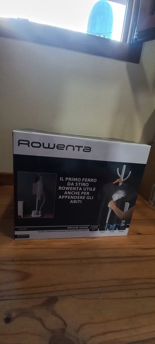 Ferro a Vapor Vertical Rowenta