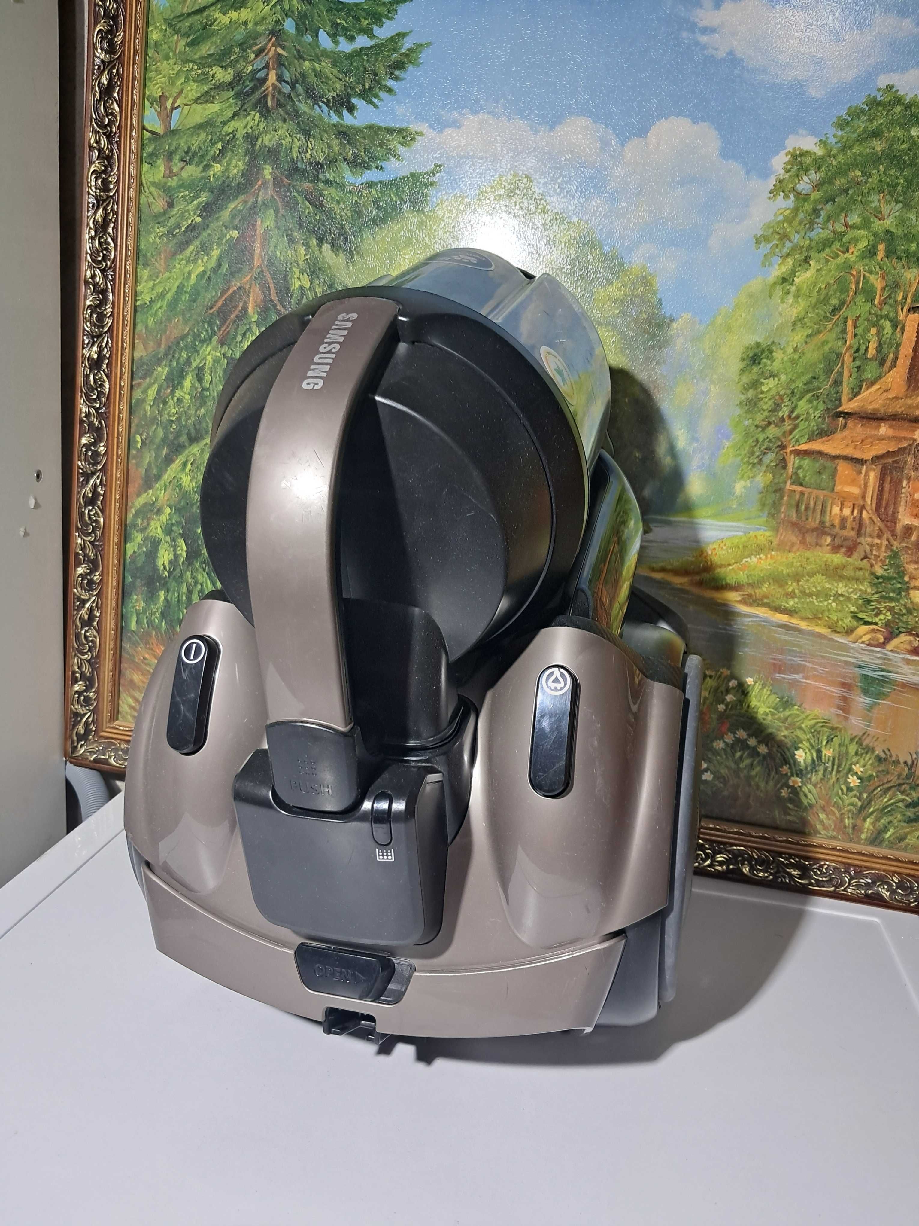 пылесос SAMSUNG Колбовый