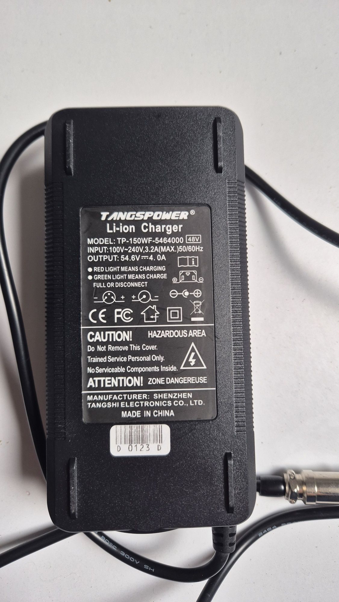 Ładowarka 4A do hulajnogi, roweru elektrycznego 48V