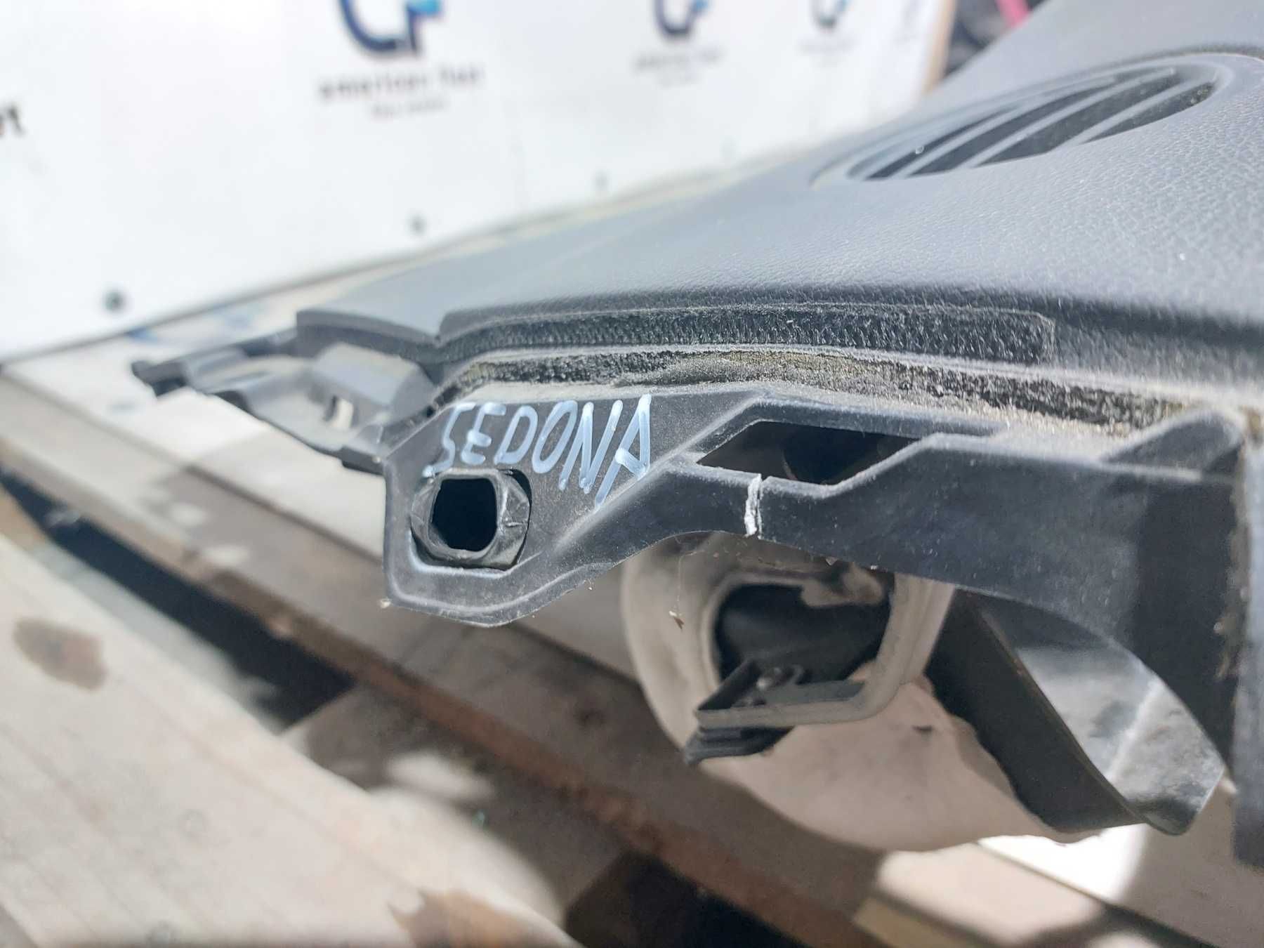 Kia Sedona 2015 Торпеда передняя панель / Киа Седона Торпеда