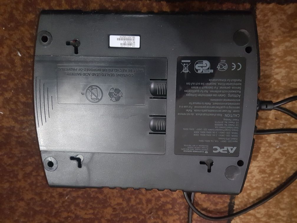 ДБЖ APC Back-ups ES 700
