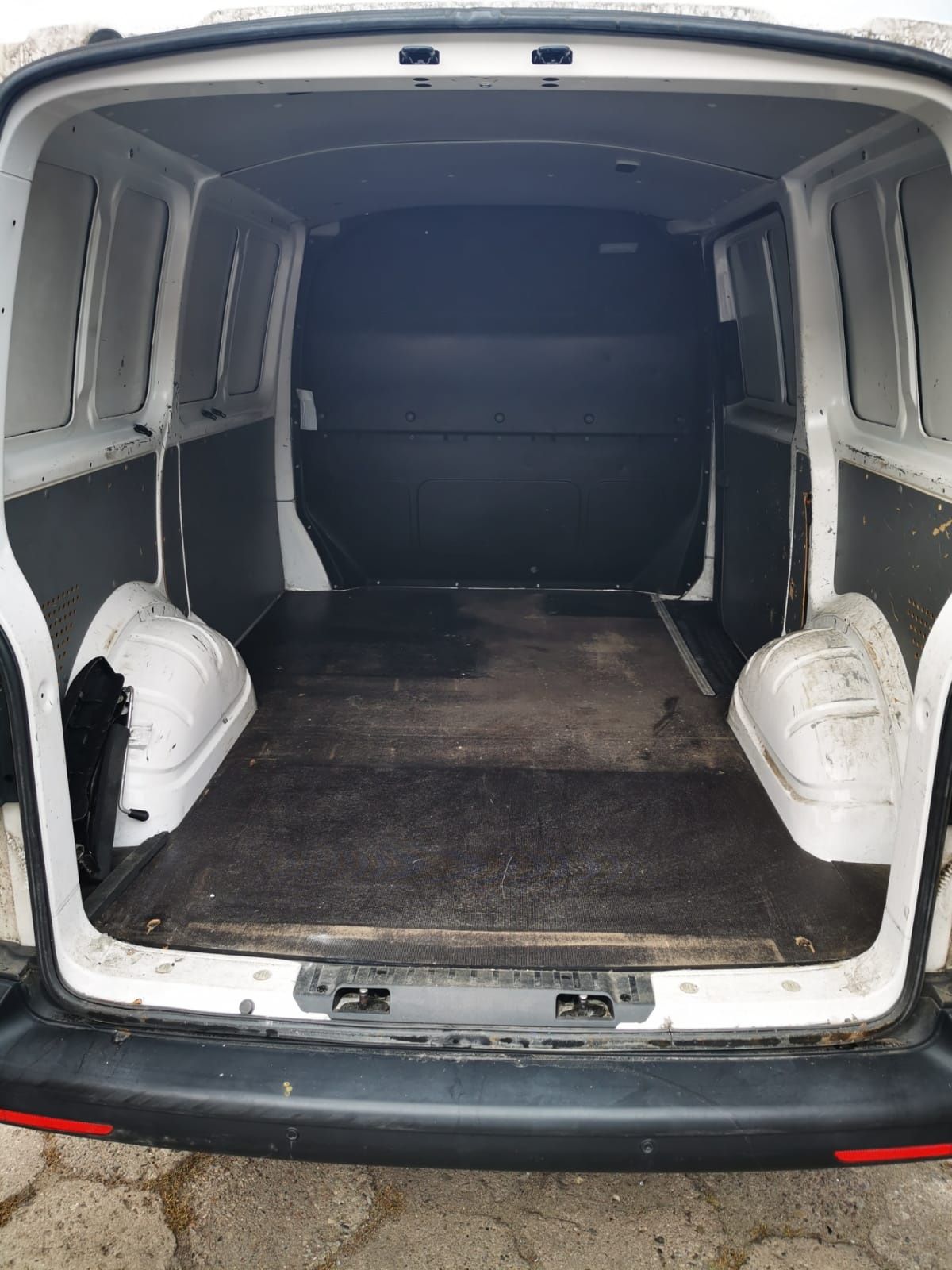 Volkswagen Transporter T5 2015r, Salon Polska