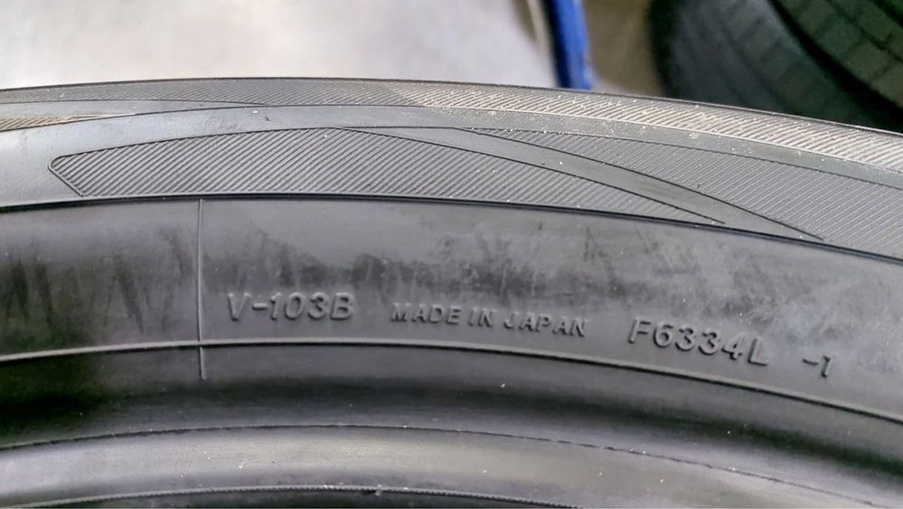 235/55/20 R20 Yokohama Adwan Sport 4шт новые