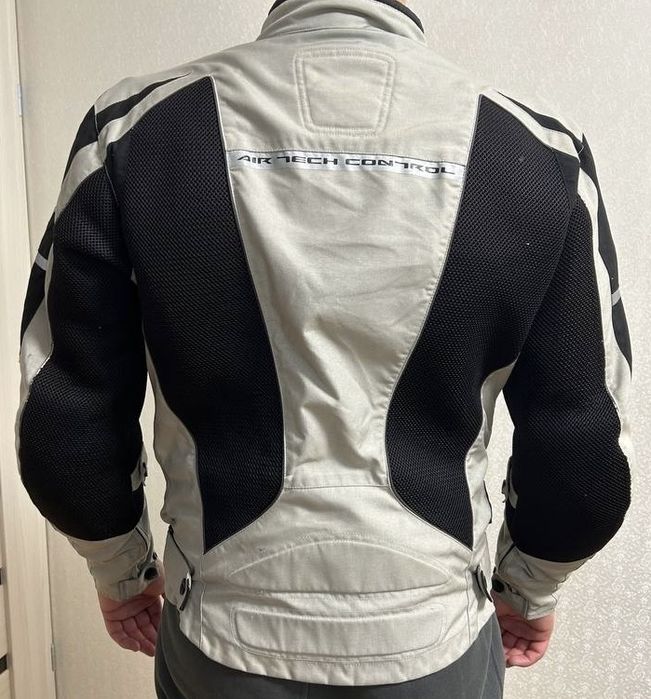 Продам мото куртку IXS air