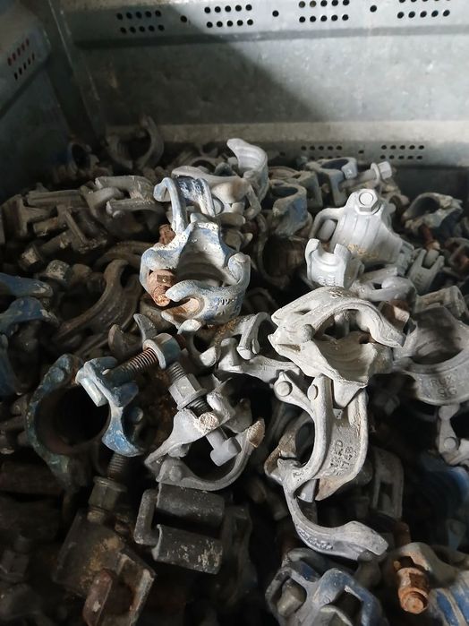 Klamry, złącza rusztowania