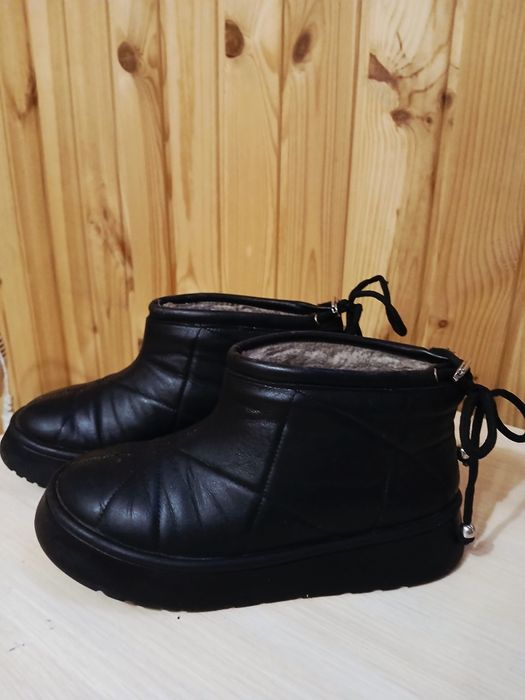 Продам зимове взуття