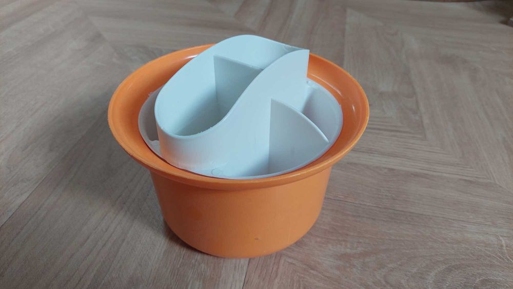 Escorredor de talheres em plástico