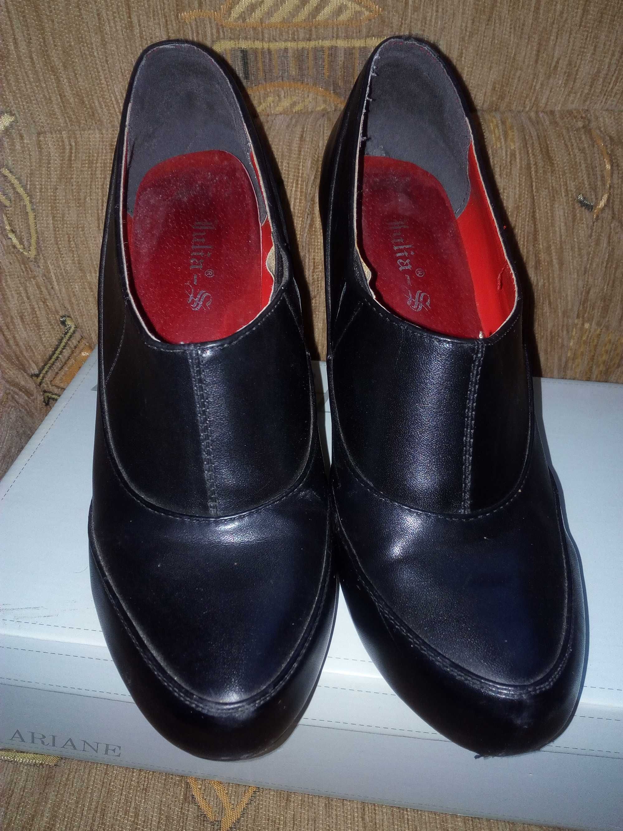 Buty/szpilki  r.40 jak Wojas