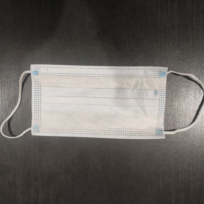Маска медична тришарова