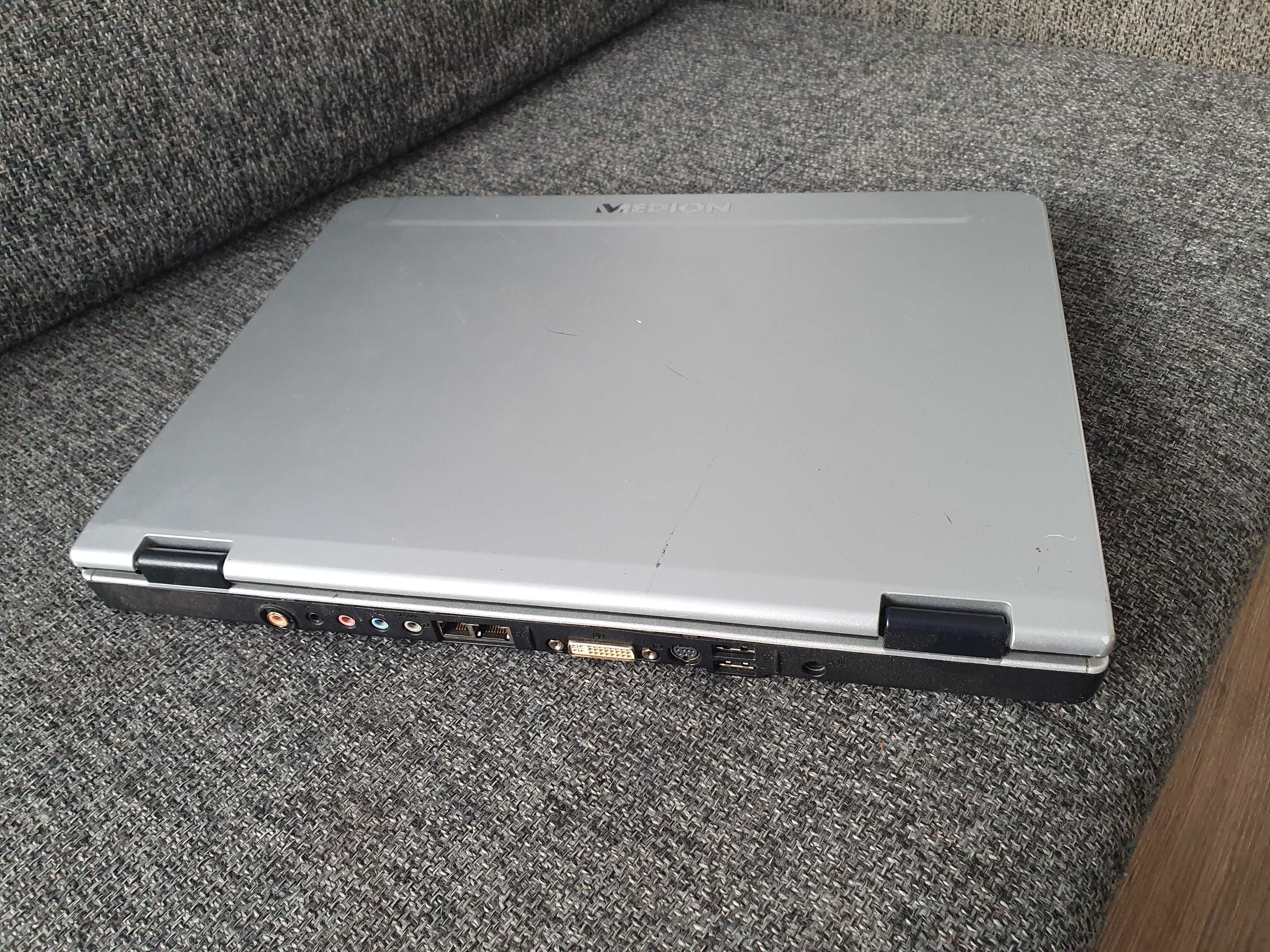Stary zabytkowy laptop Medion MD96500