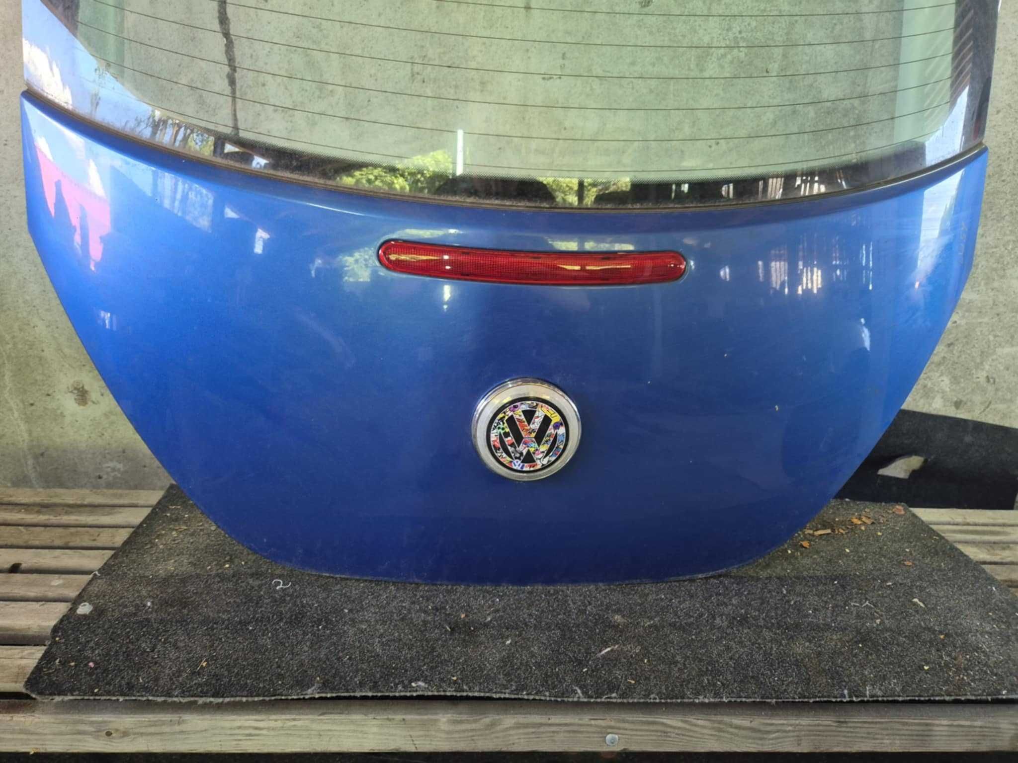 Klapa Bagażnika Tył Tylna VW New Beetle  KOD LAKIERU LW5Y ZDROWA !