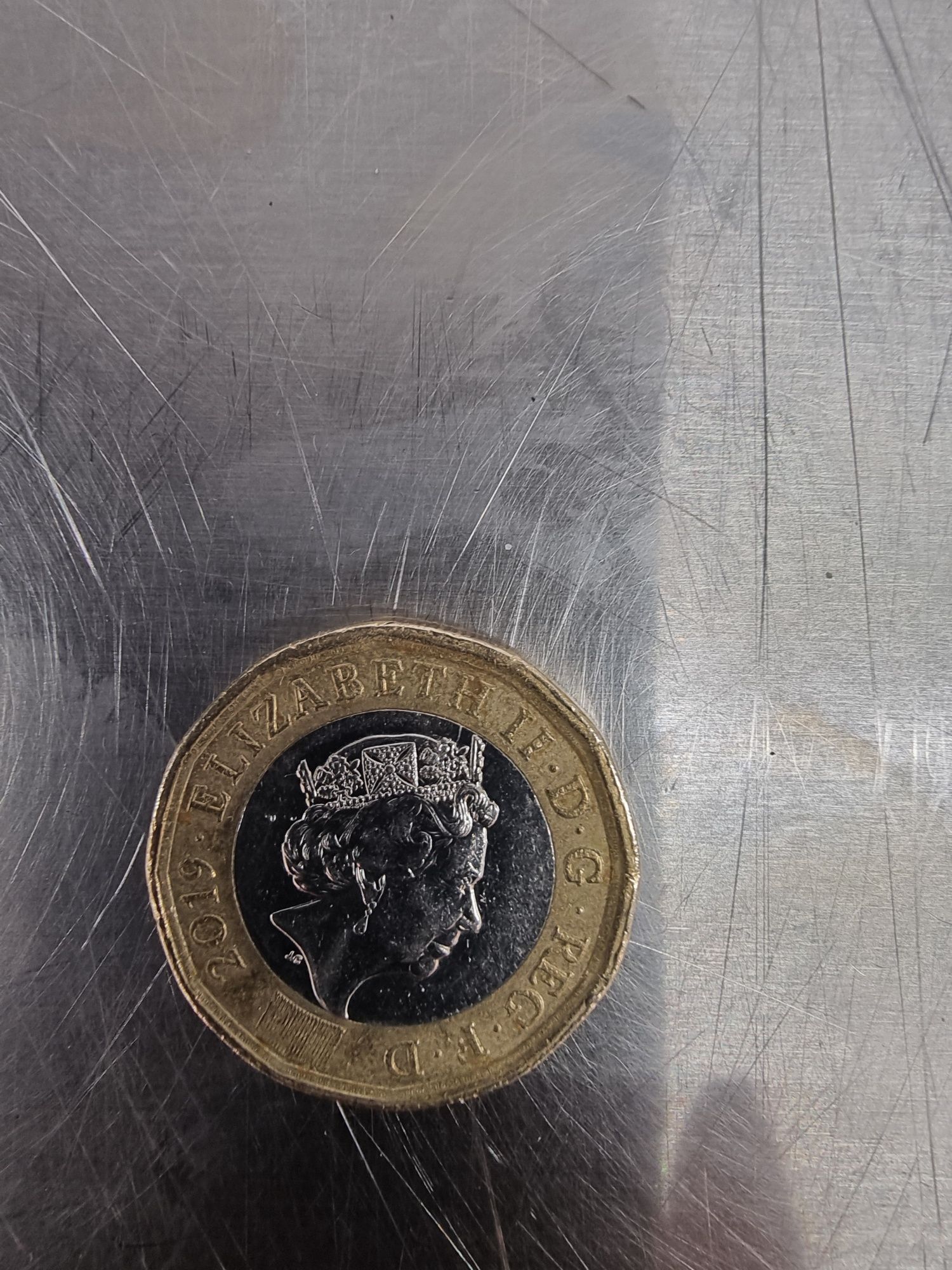 Moeda one pound  Elizabeth