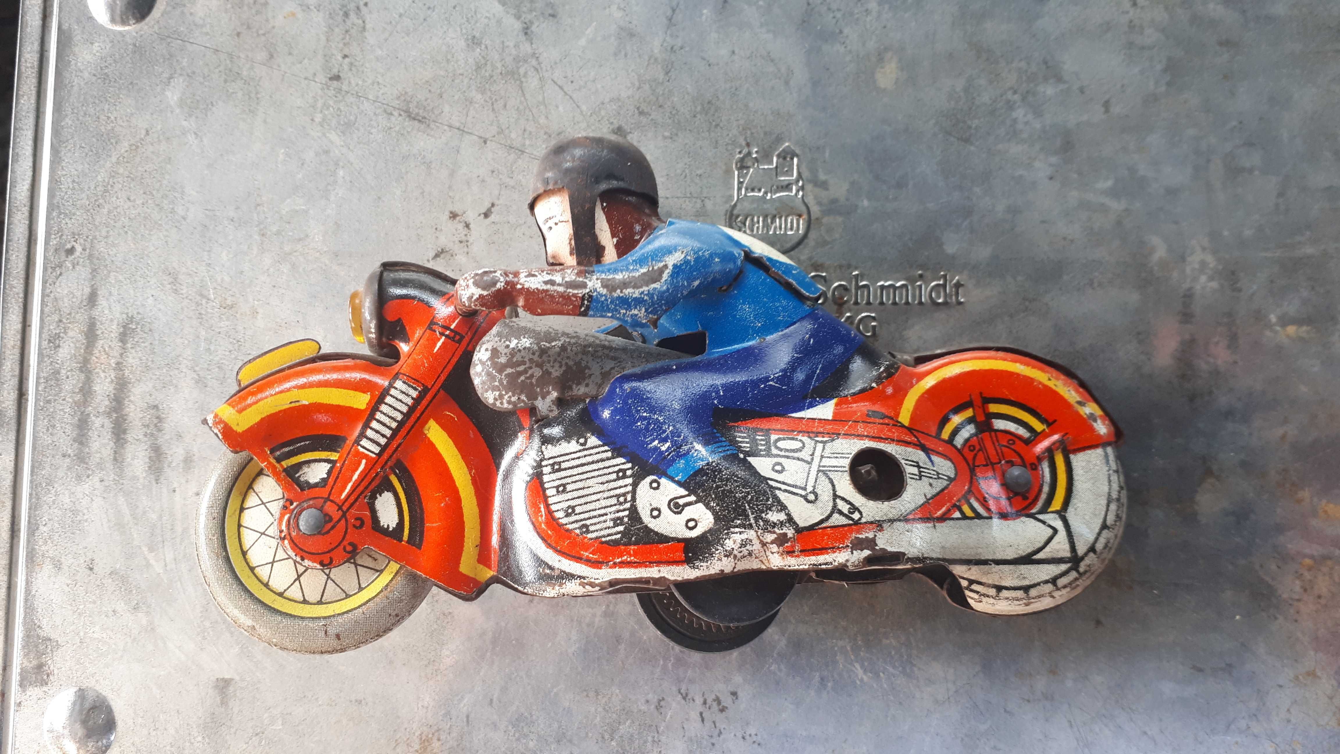 Stary motocykl metalowy PRL model zabawka