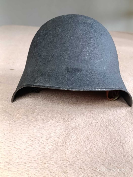 Hełm szwajcarski M18/40 – oryginał,, bardzo dobry stan.