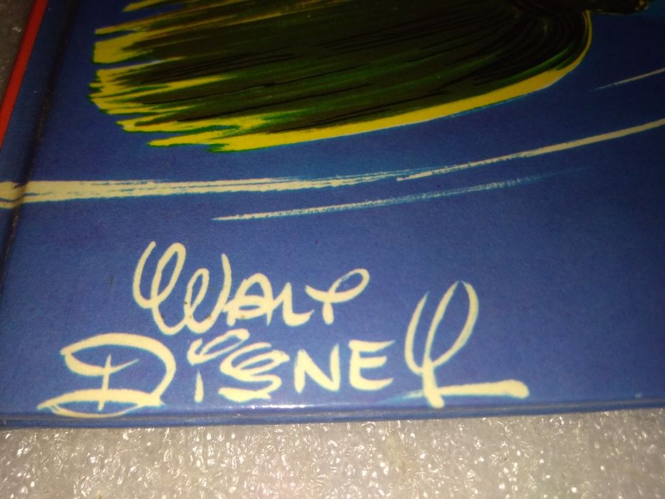 MICKEY WALT DISNEY - Antigo e Raro Livro de 1982