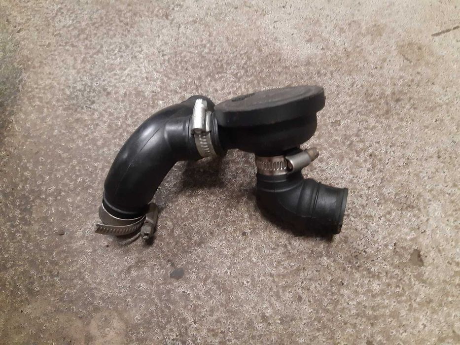 Przewód odpowietrzenia trójnik odma Audi A4 B6 B7 1.8 T 06B103221H