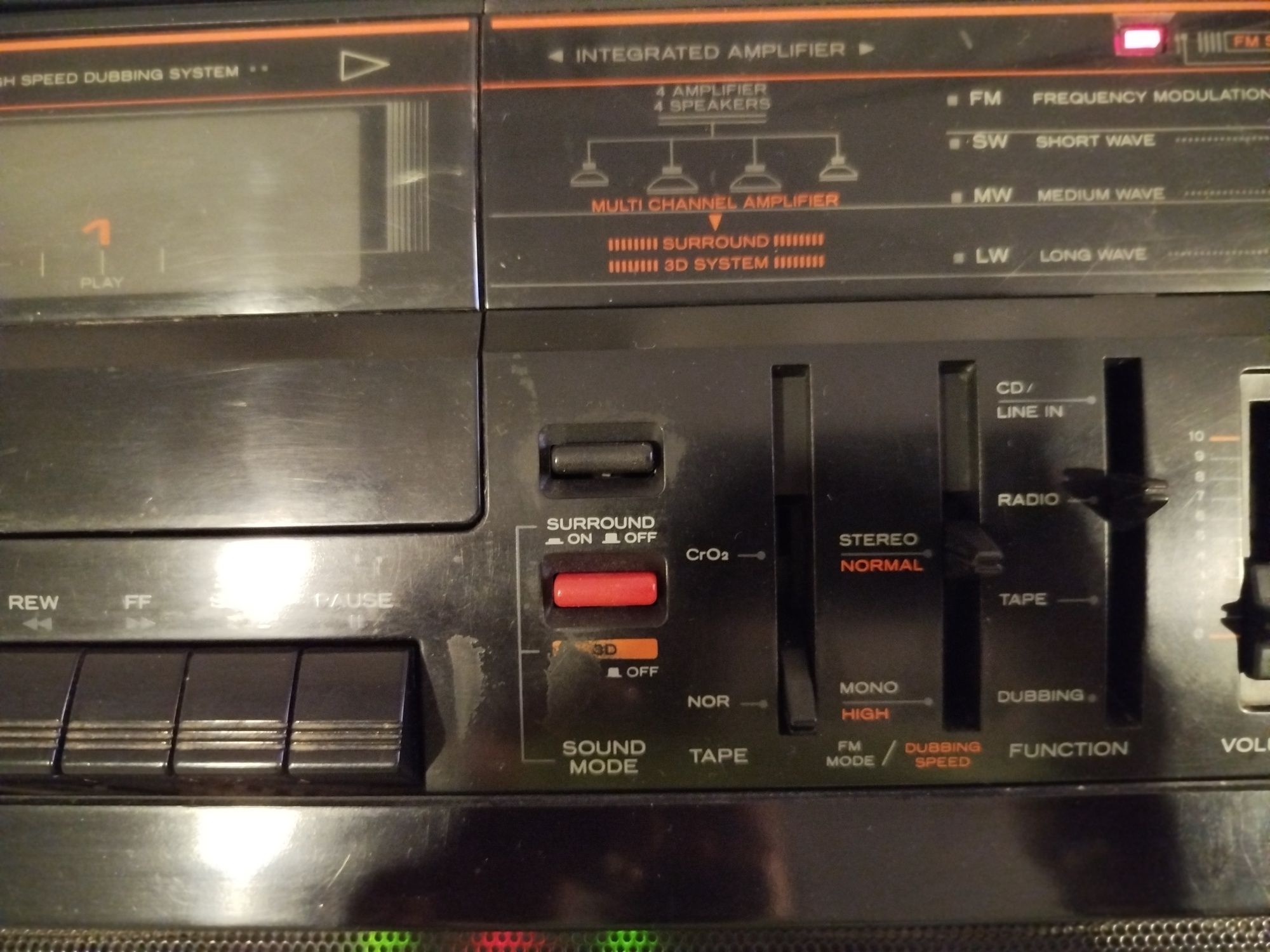 Radiomagnetofon Hitachi 3D80E