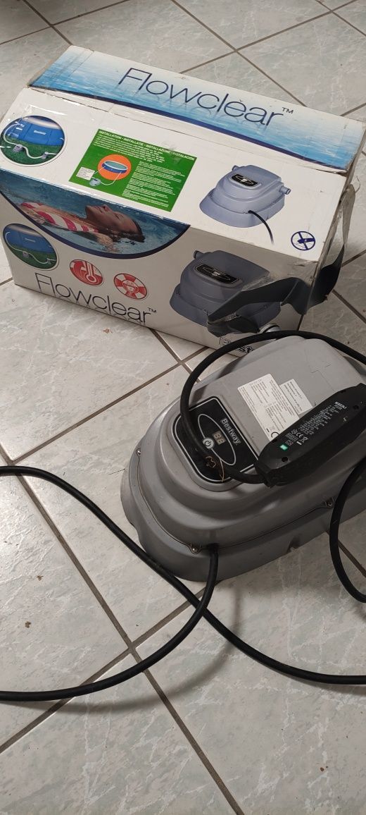 Podrzewacz do basenu bestwa 2800W