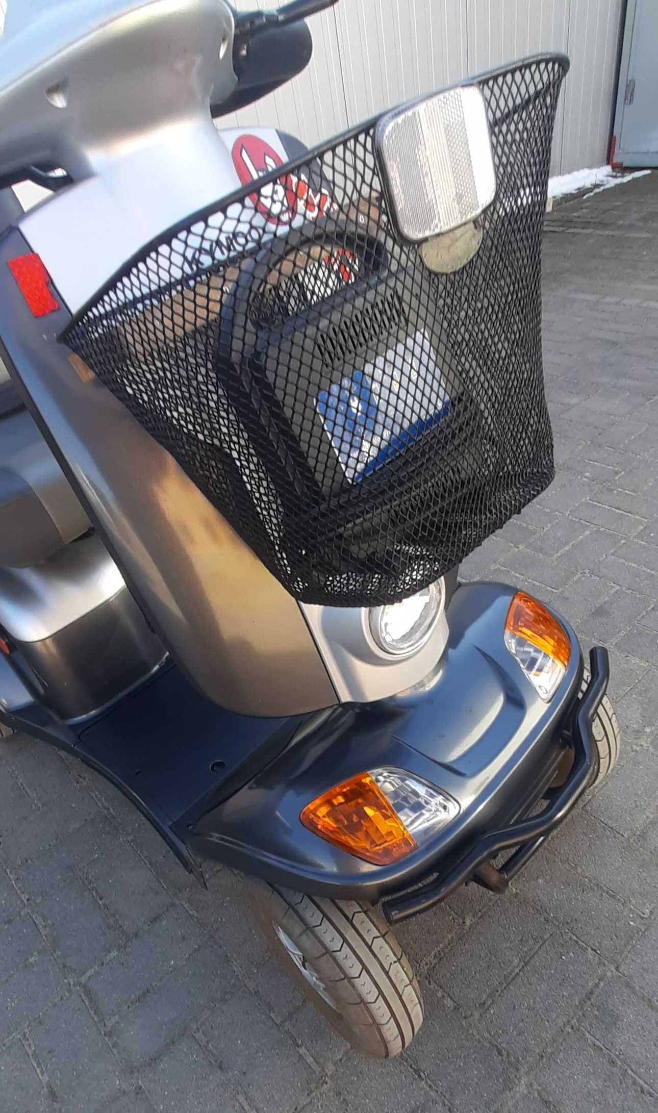 Skuter wózek inwalidzki elektryczny skutery wózki Invacare Orion