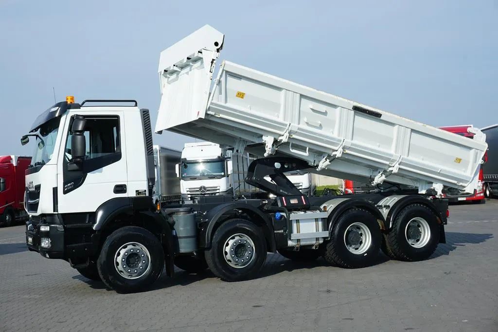 Iveco / TRAKKER / 480 / E 6 / WYWROTKA / 8 X 4 / HYDROBURTA / RETARDER