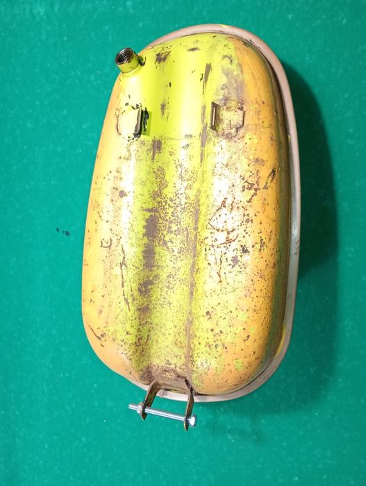 Zbiornik komar zakręcany korek bak motorynka Romet ogar