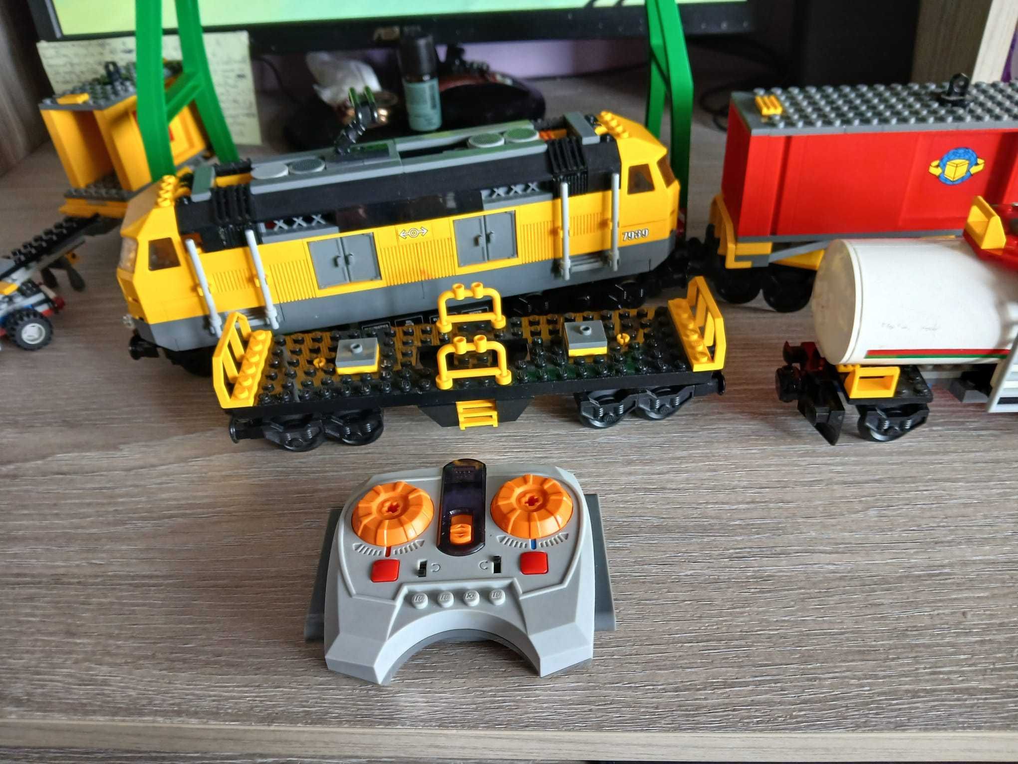 LEGO 7939 comboio de carga funcional