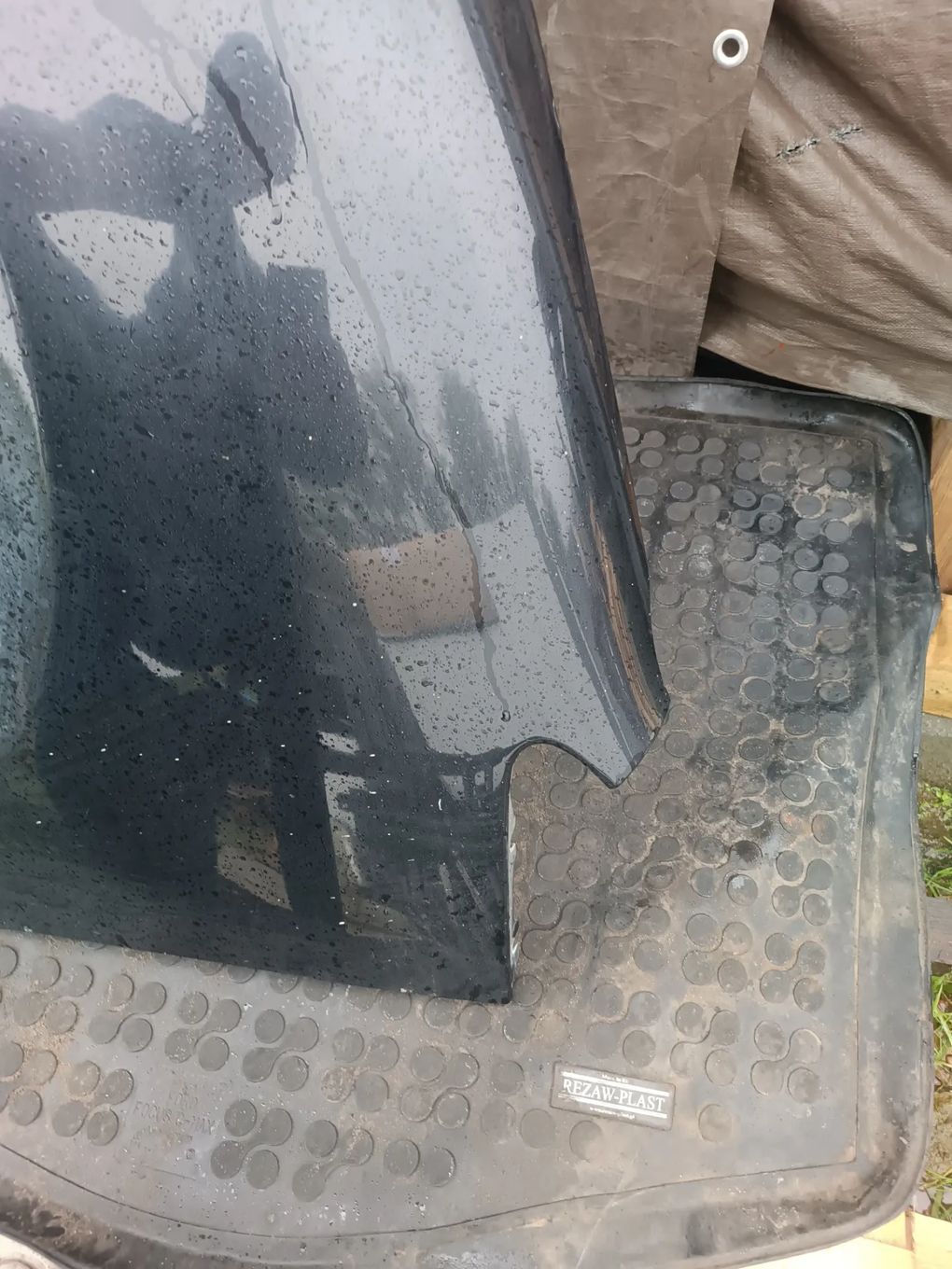 vw touran 2005r błotnik przedni lewy czarny lc9x