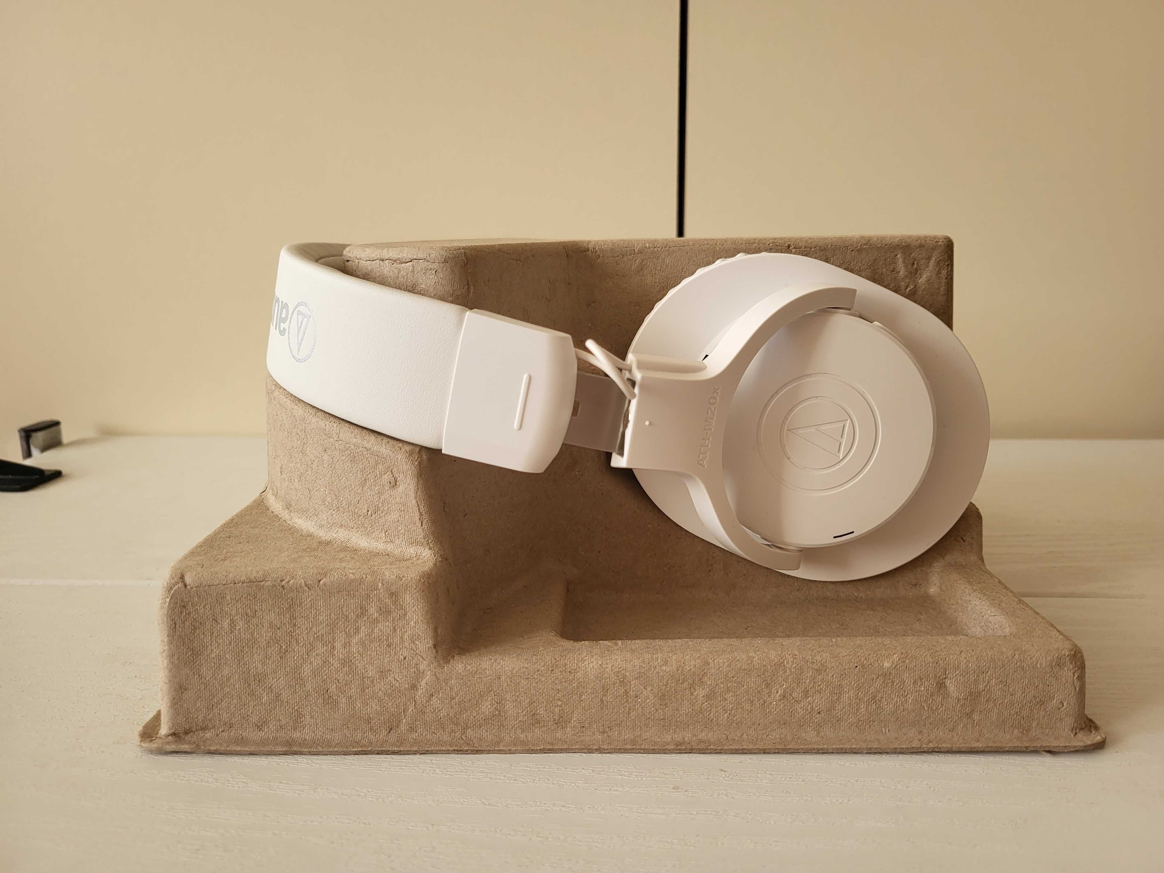 Наушники с микрофоном Audio-Technica ATH-M20xBT White Новые, гарантия