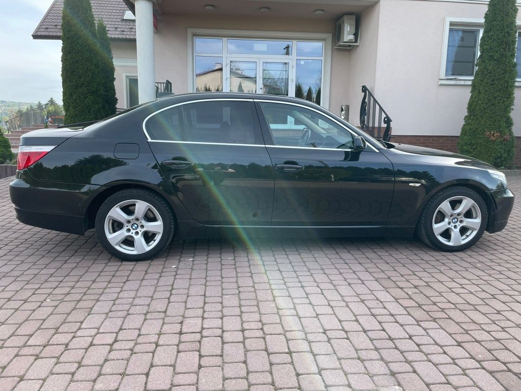 BMW SERIA 5 E60 SEDAN 535xi 4x4 306KM automat skóry lift serwisowany