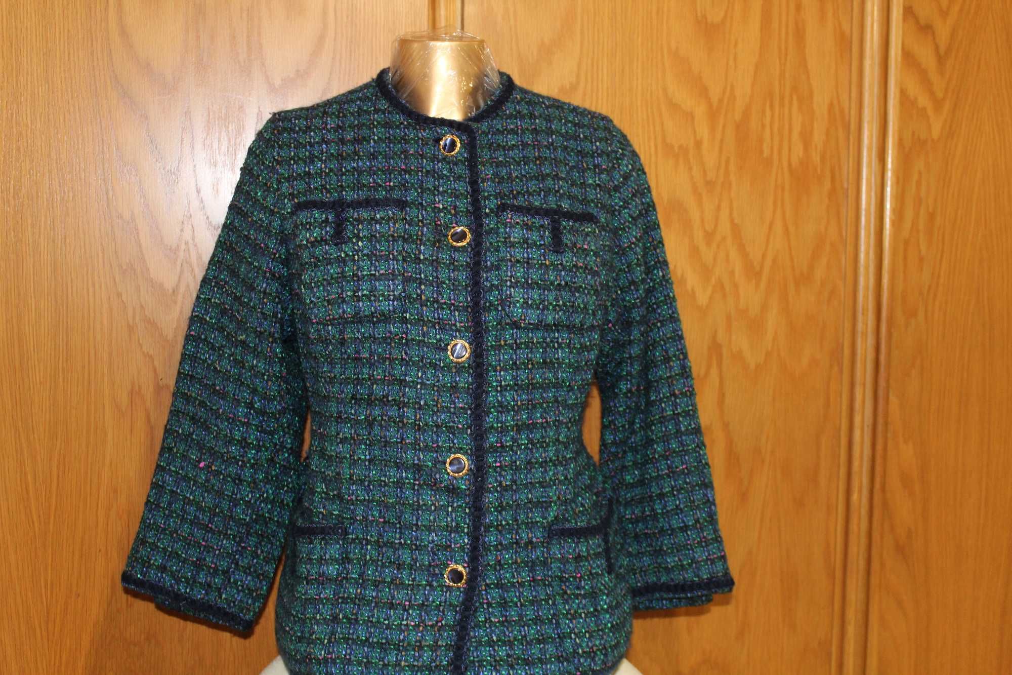 Casaco Chanel Verde e Azul , pouco uso