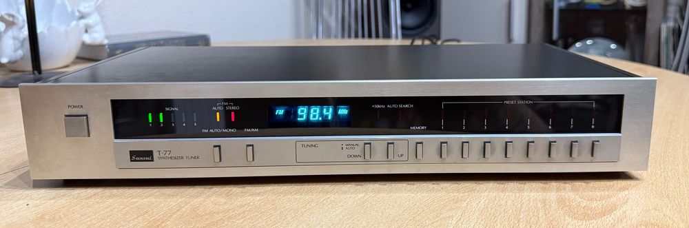 Sansui T-77 Tuner