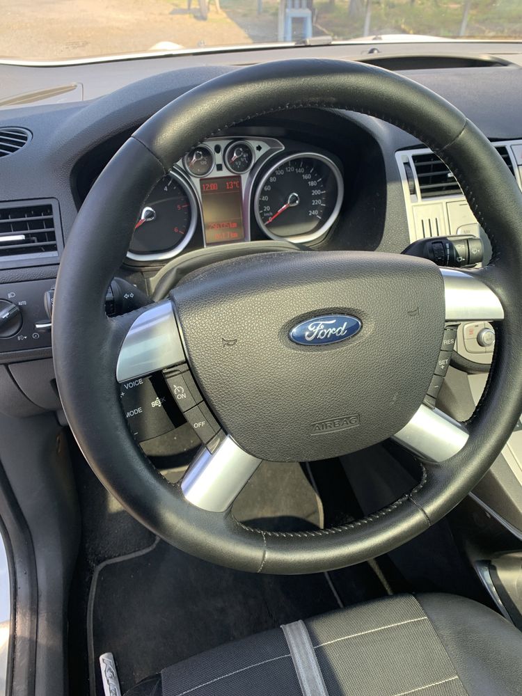 Ford Kuga MK1 2011