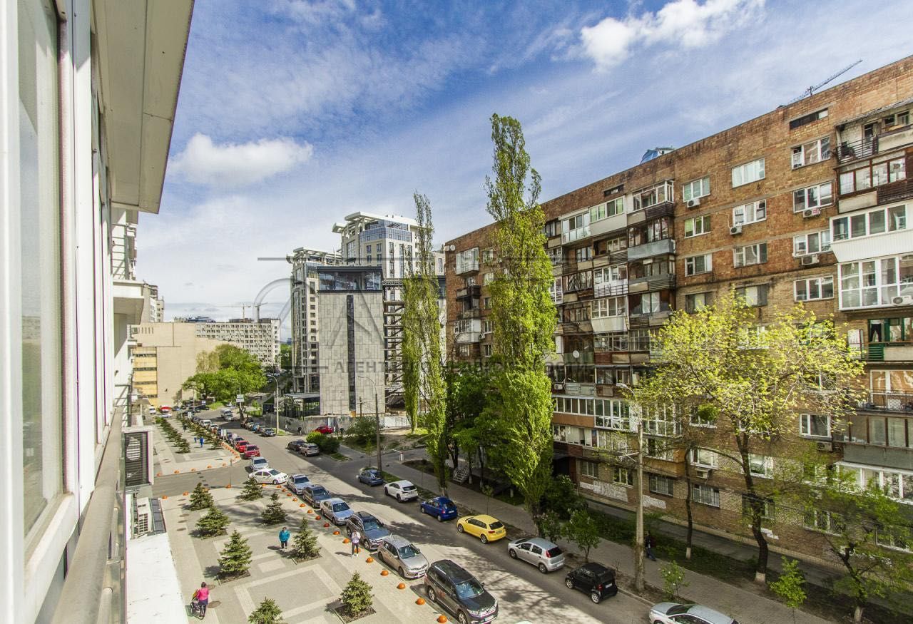 Продаж 1к квартира  ЖК Французький квартал Саперное Поле, Печерск