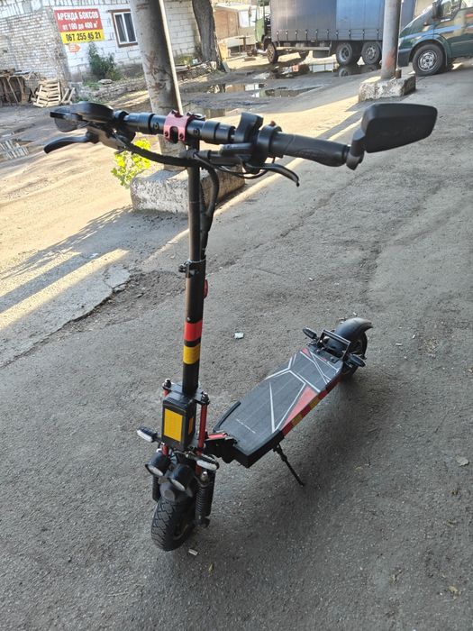 Електро самокат + інвертор .