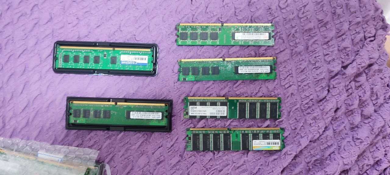 DDR1 DDR2 DDR3 Kingston SODIMM DDR3-1600 4096MB PC3-12800 (KVR16S11/4)