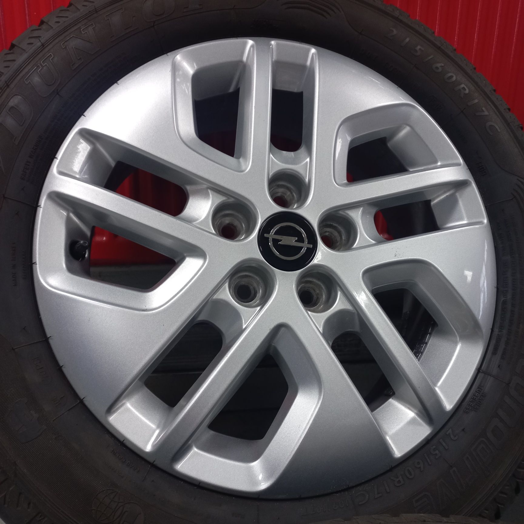 Koła Letnie TRAFIC VIVARO PRIMASTAR 17" 5x114.3 Stan Jak Nowe !