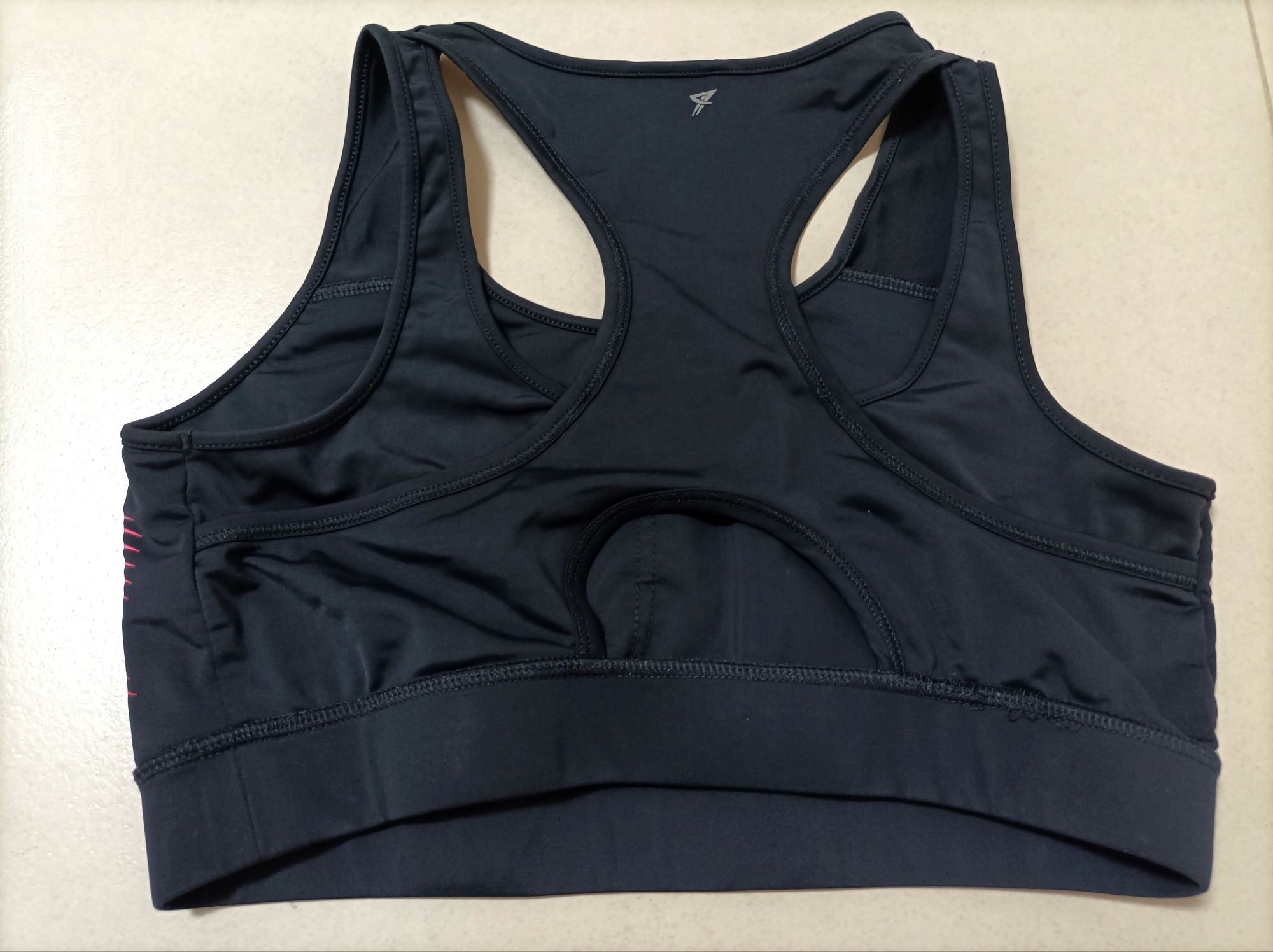 Top desportivo marca Primark - Workout (Novo - Tam. M)