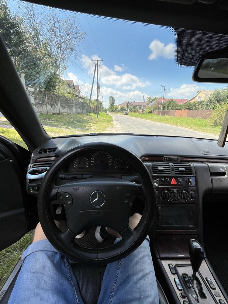 Mercedes 210 2.7cdi