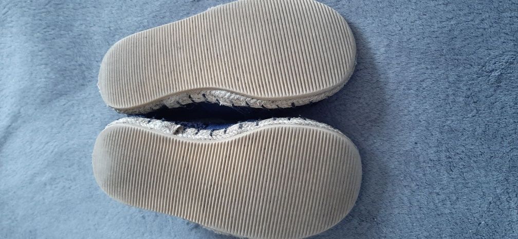 Espadryle H&M 25 buty dziecięce dziewczynka wiosna lato