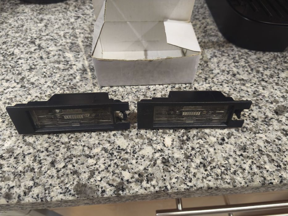Suporte luzes de Matrícula Opel Corsa D, Astra H, Zafira B,Insignia A