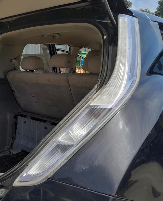 Farolim direito NISSAN Leaf EV (ZE0)