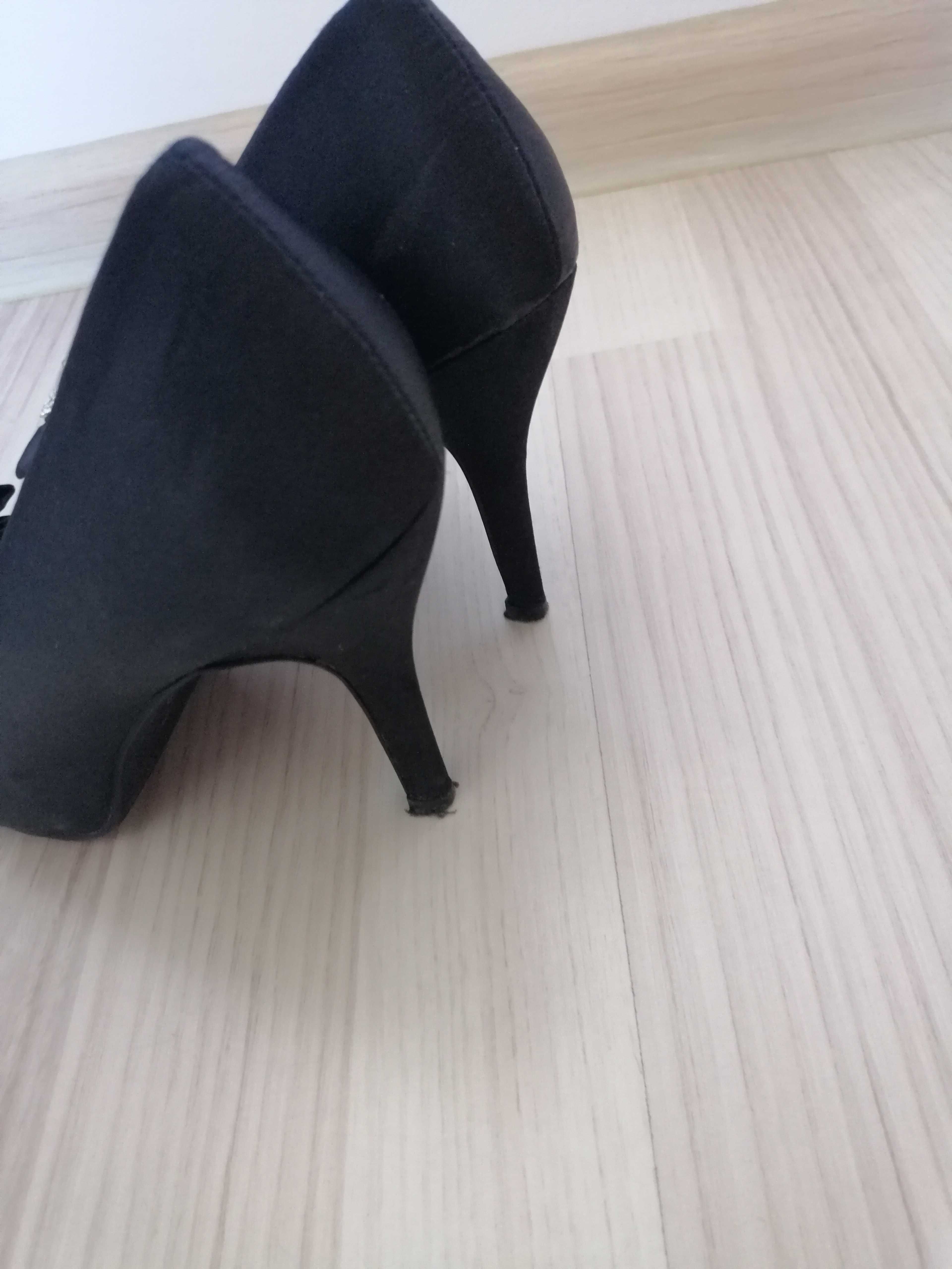 Buty damskie