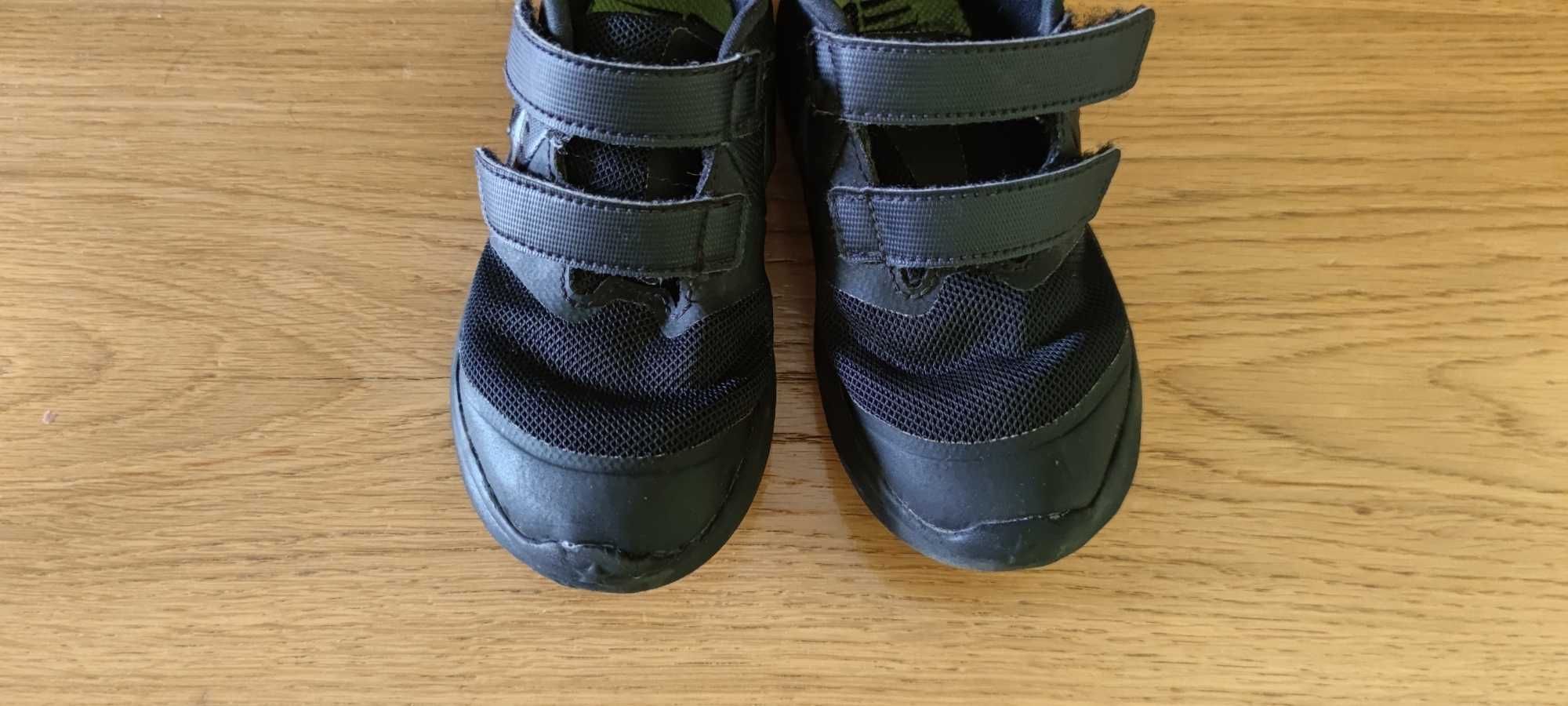 Jak nowe Nike 26 lekkie buty wiosenne adidasy dla chłopca