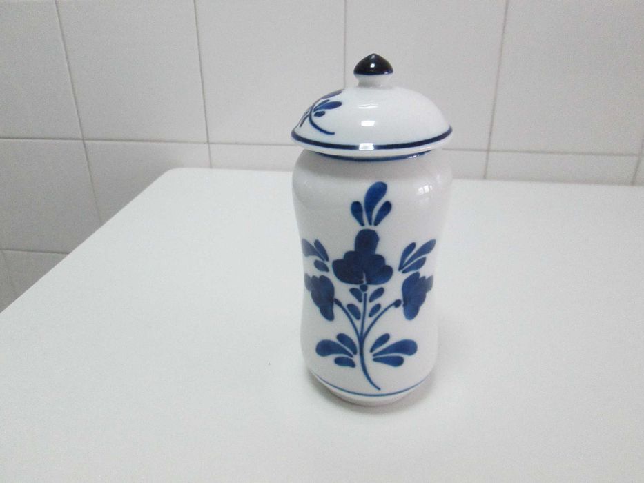 Pequeno pote de Viana em Loiça pintado à mão