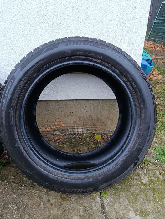 Opony zimowe Bridgestone Blizak LM001 225/50/17