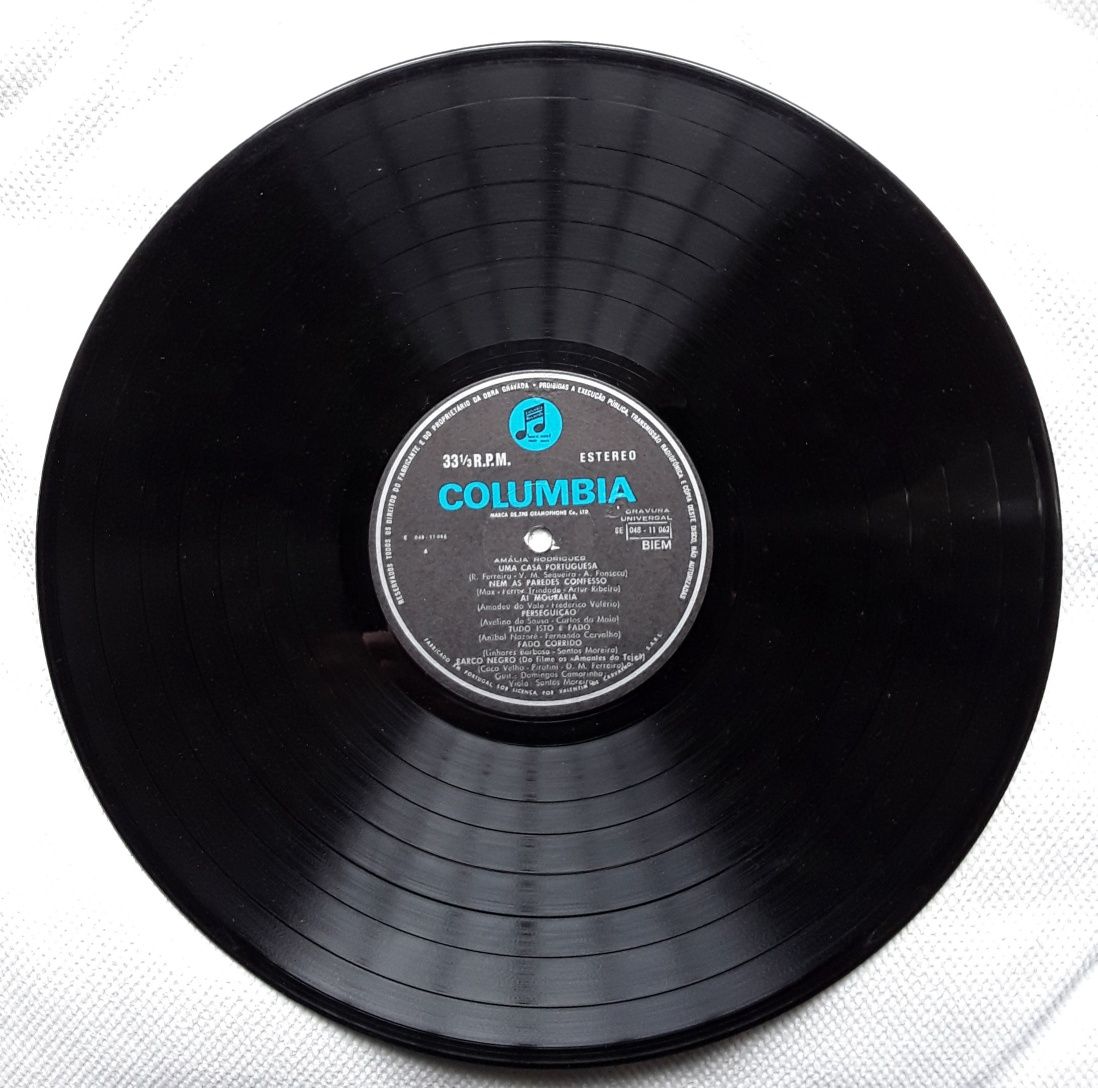 Disco LP em vinil de Amália Rodrigues - Amália no Olympia