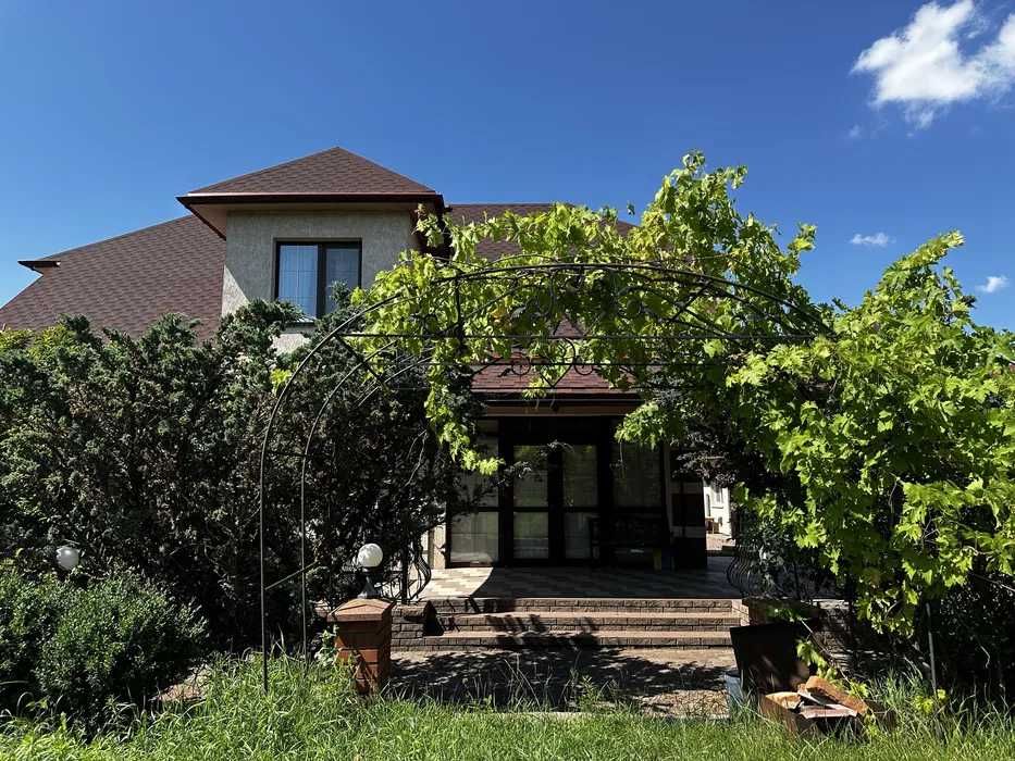 Оренда стильного будинку в лісовій частині Бородянка